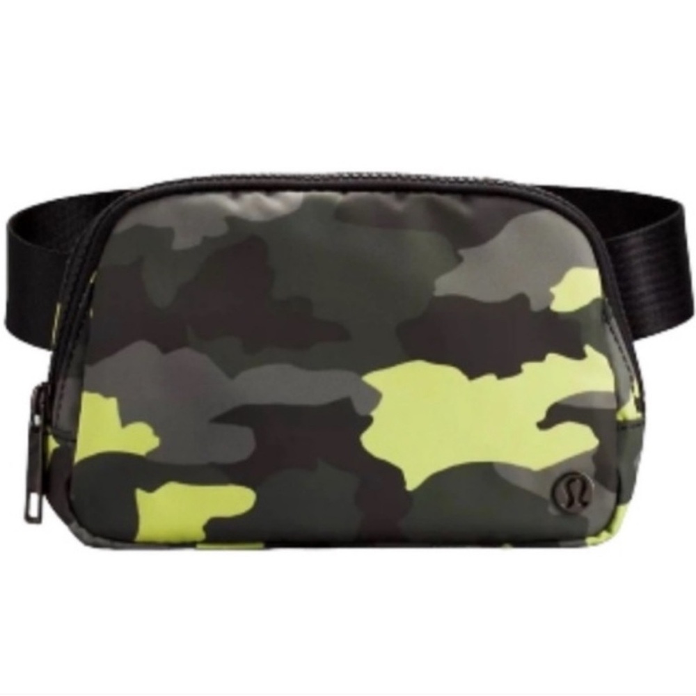 Lululemon • Everywhere Belt Bag *1L Heritage 365 • Camo Neo Mint Multi / Black